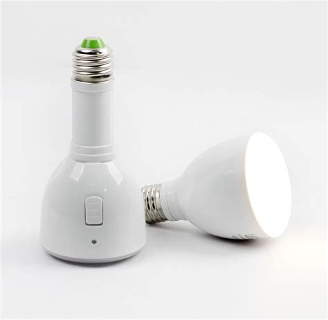 Cordless magic light bulb with rechargeable battery